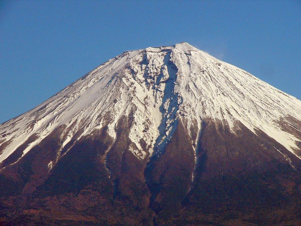 Fuji-shi Business Hotel Furuiya Ryokan Fuji  Bagian luar foto