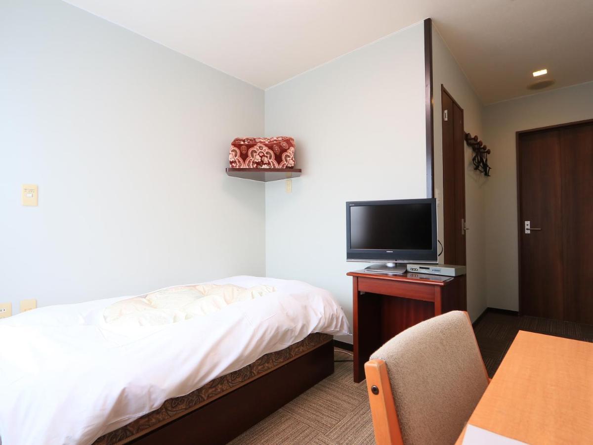 Fuji-shi Business Hotel Furuiya Ryokan Fuji  Bagian luar foto