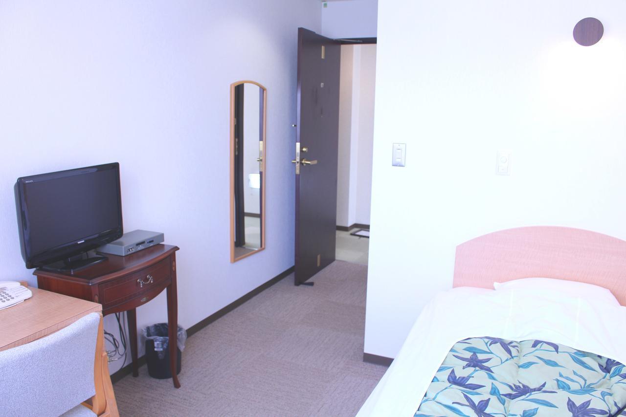 Fuji-shi Business Hotel Furuiya Ryokan Fuji  Bagian luar foto