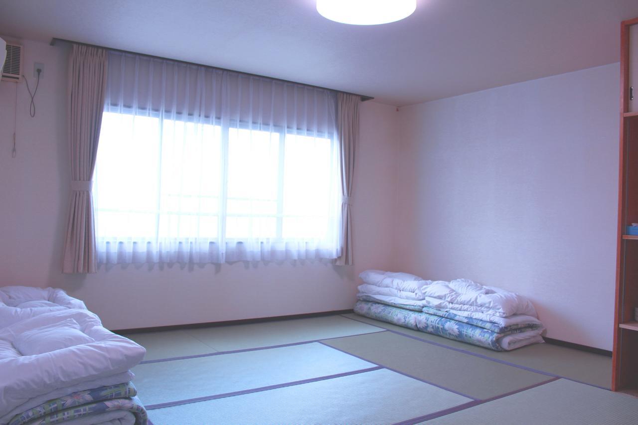 Fuji-shi Business Hotel Furuiya Ryokan Fuji  Bagian luar foto